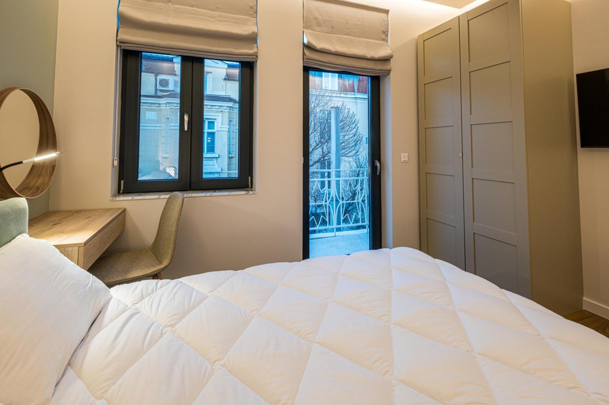 North 21 - Brand New Modern 1Bd Apt In Sofia Center By Flat Mаnager Екстер'єр фото